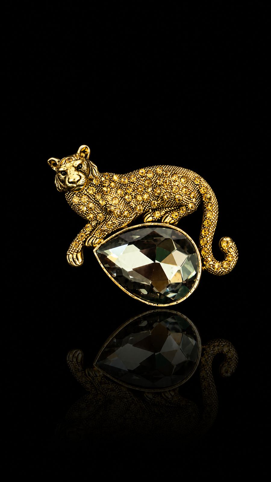 Amber Majesty Leopard Brooch