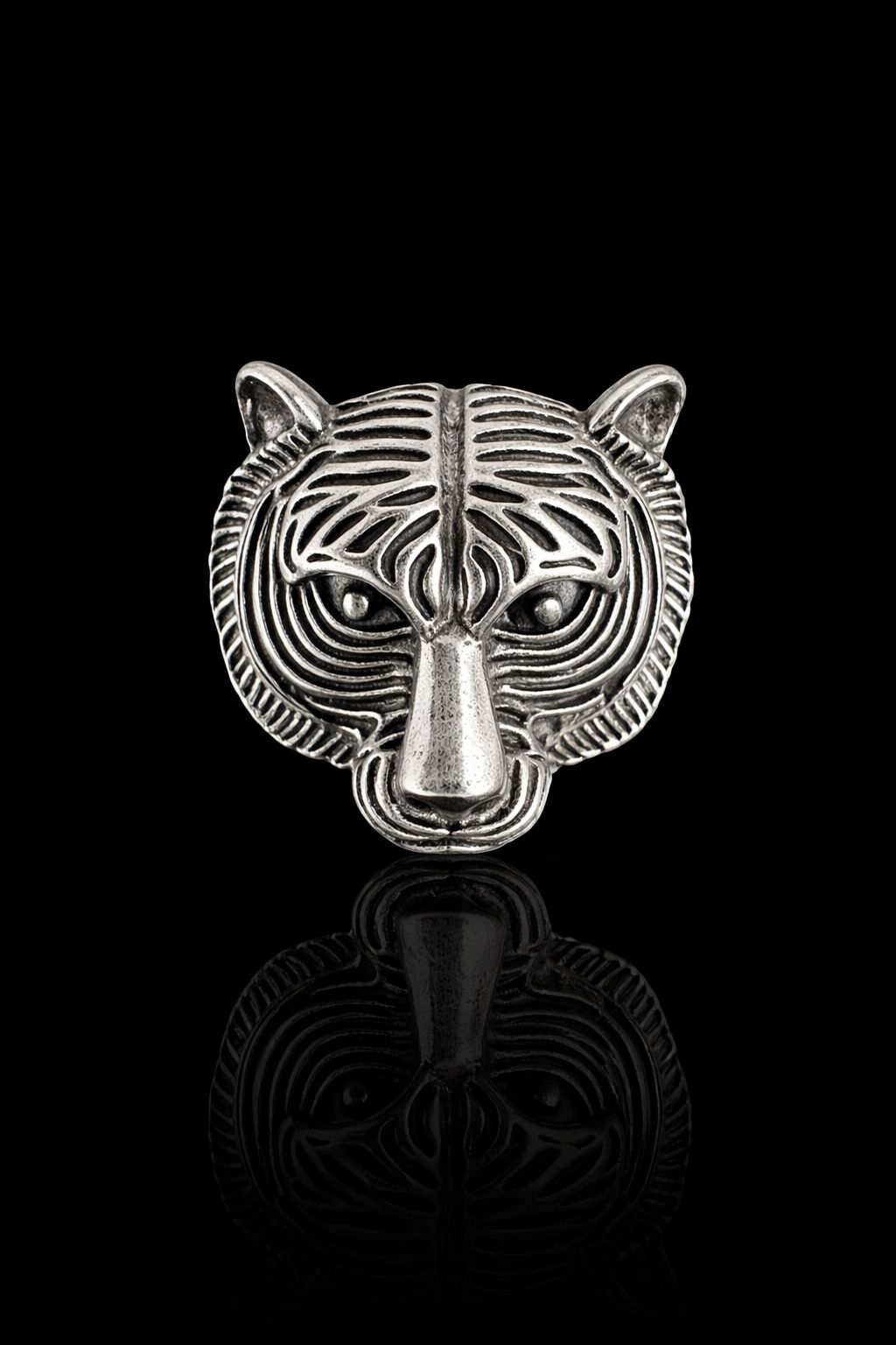 Classic Tiger Emblem Brooch