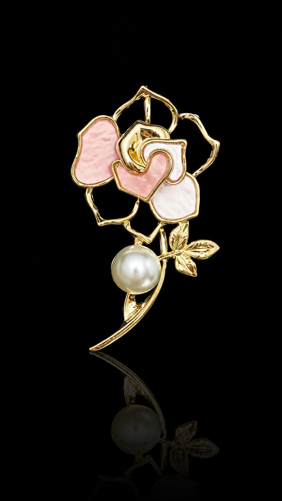 Blush Pearl Bloom Brooch