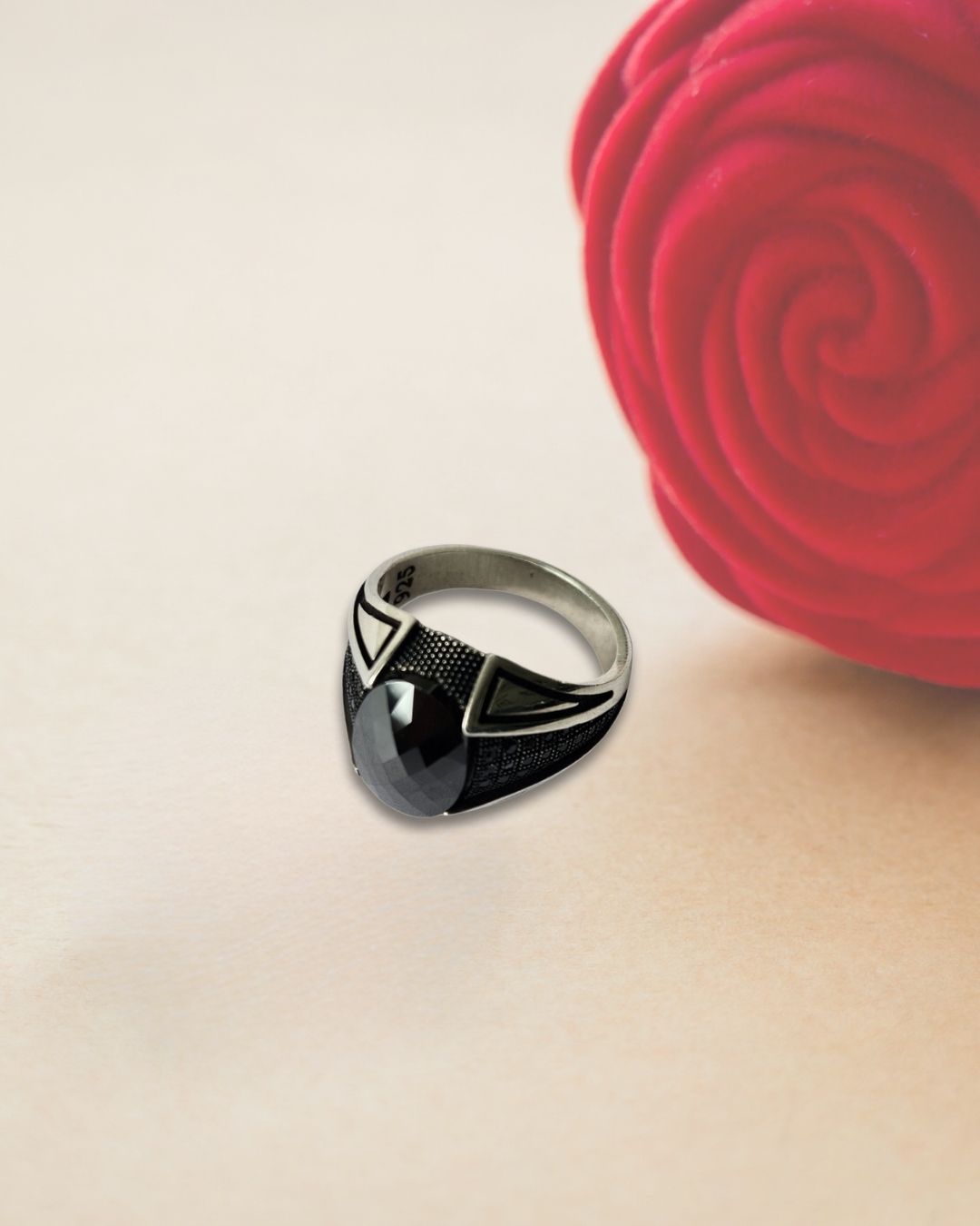 Drakon Ring