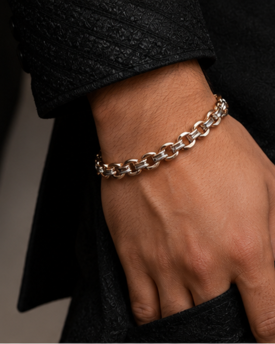 Regal Link Bracelet