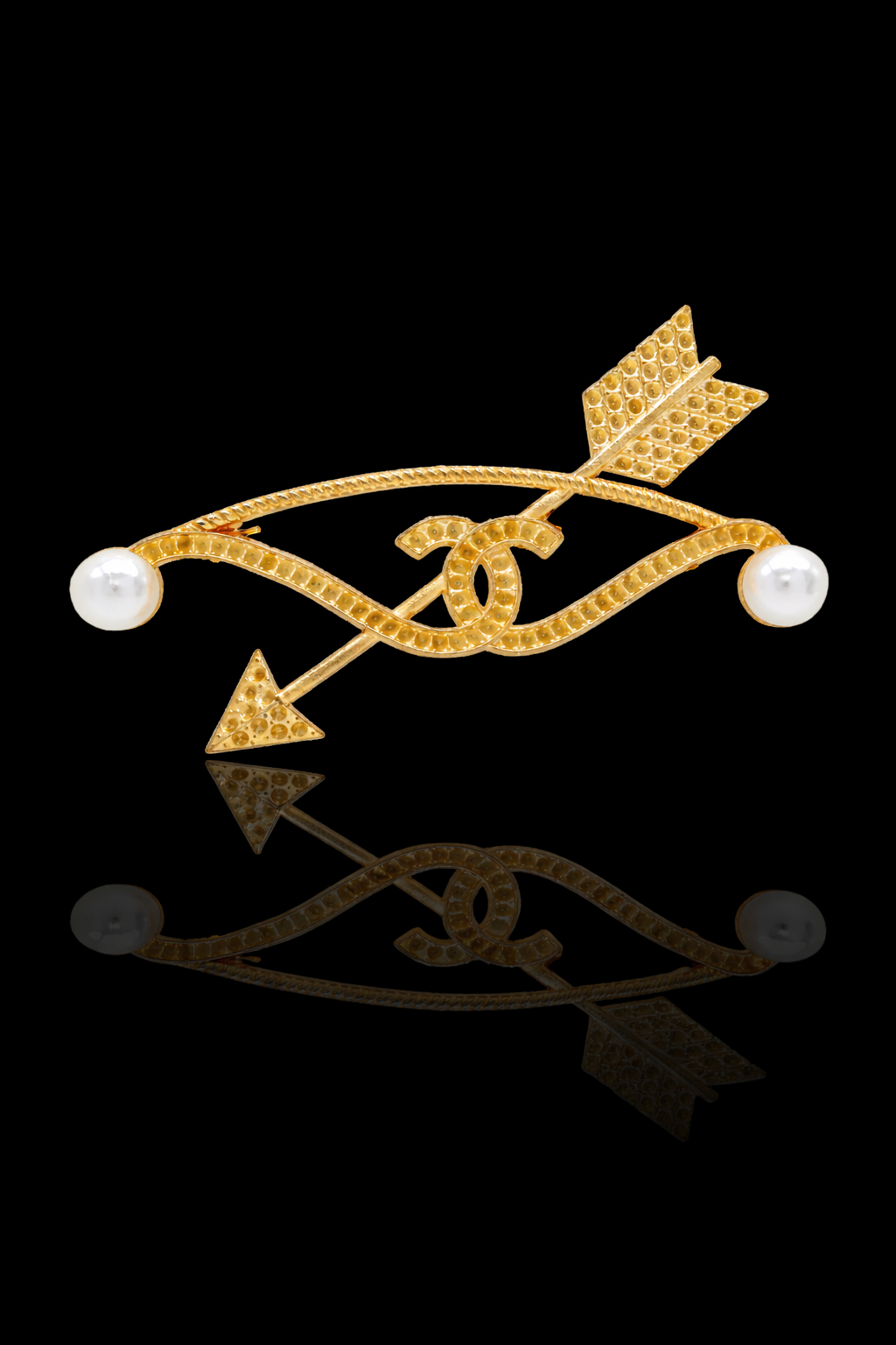 Cupid Curve Pearl Brooch