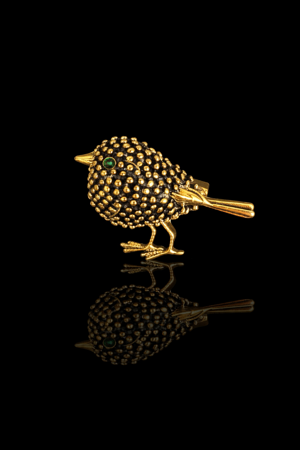 Pebble Nest Bird Brooch