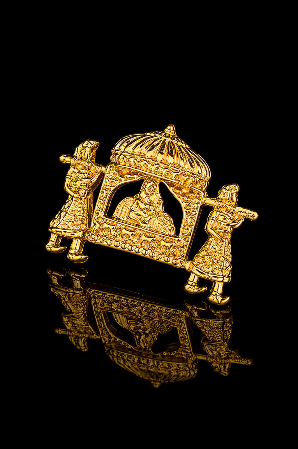 Royal Doli Baraat Lapel Pin