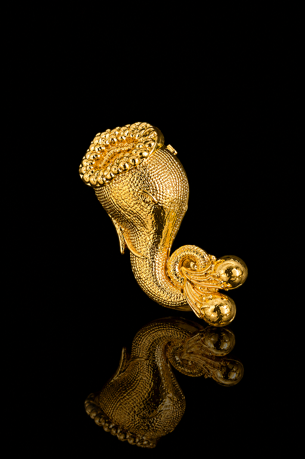 Royal Golden Elephant Trunk Lapel Pin