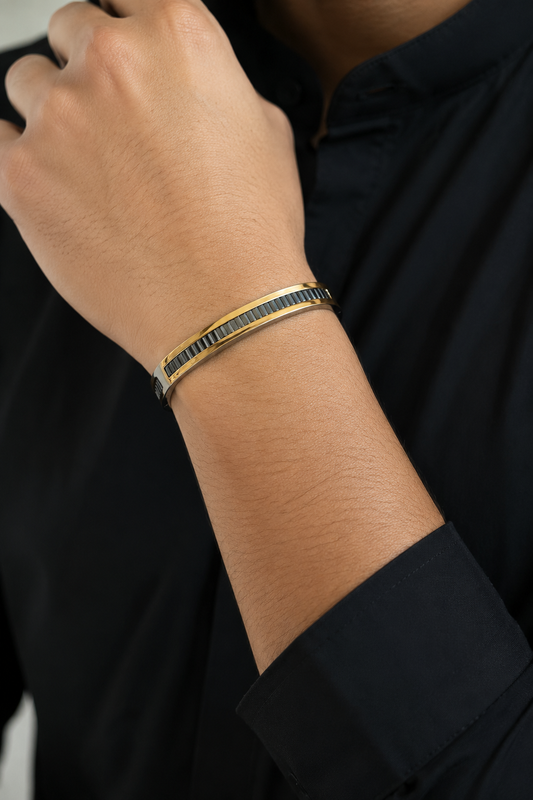 Obsidian Groove Cuff kada