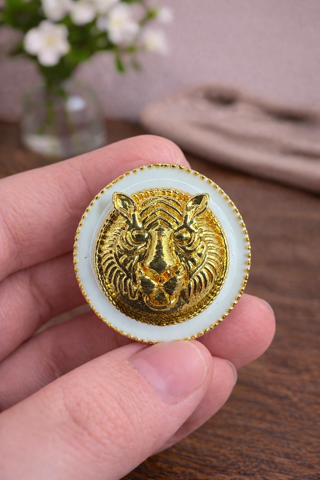 Imperial Lion Pearl Bandhgala Button