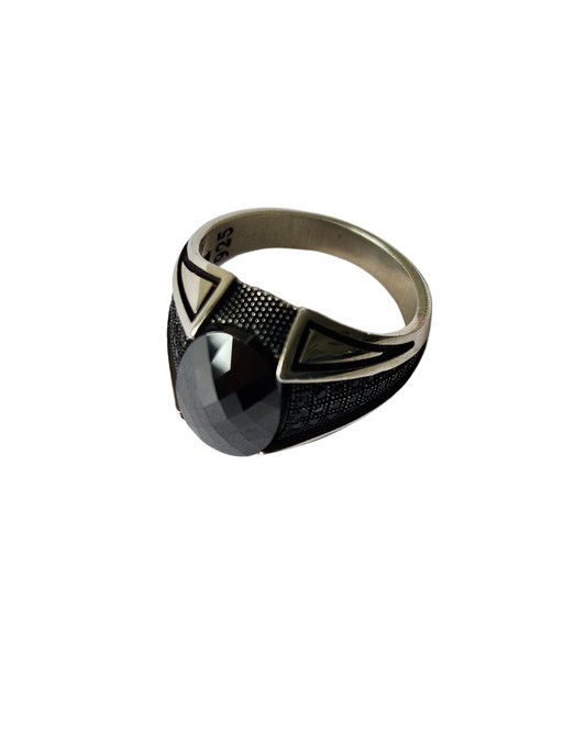 Drakon Ring