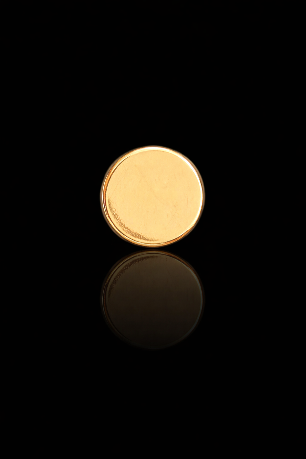 Signature Round Button Clips