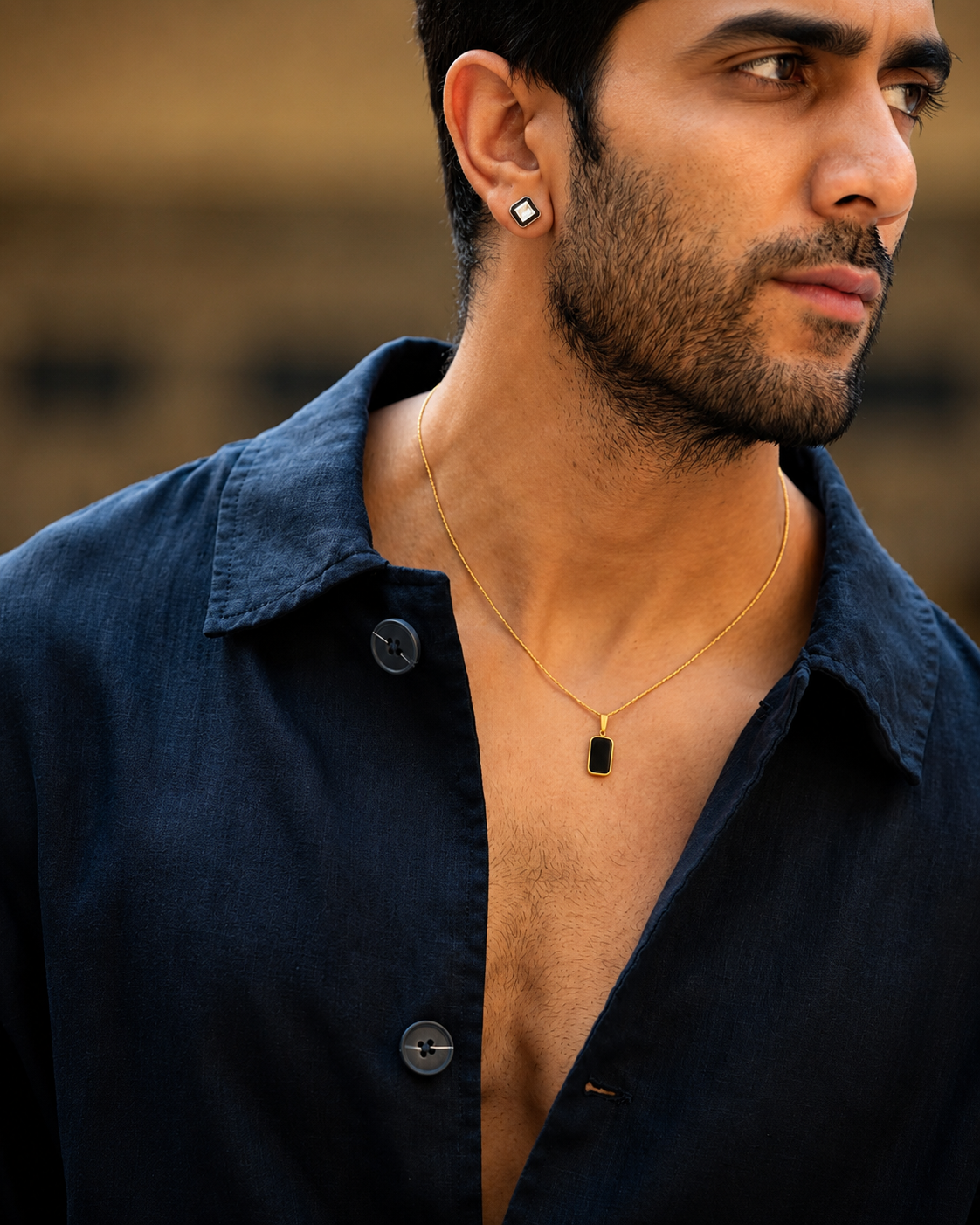 Classic Black & Gold Chain Pendant