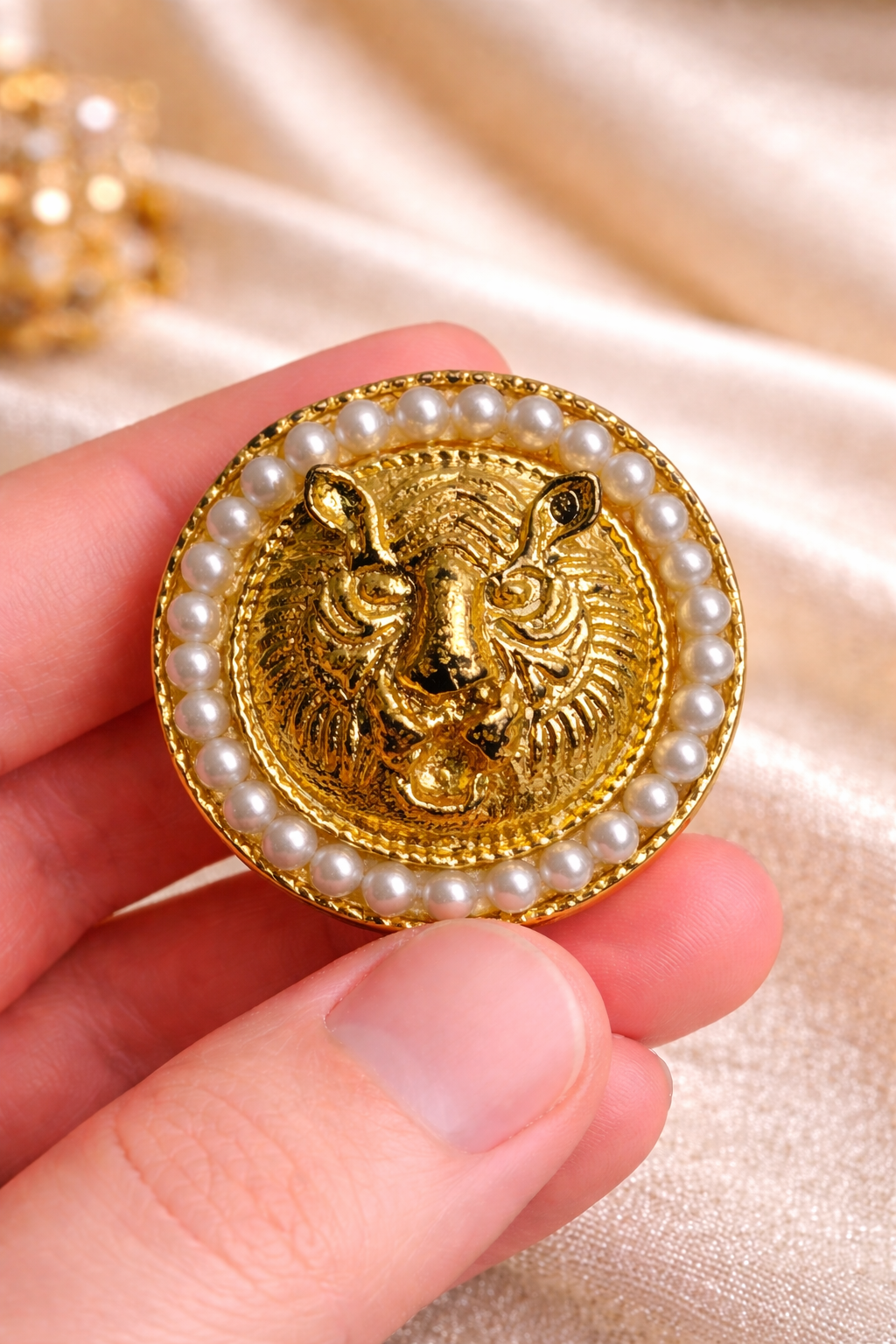 Imperial Lion Pearl Bandhgala Button