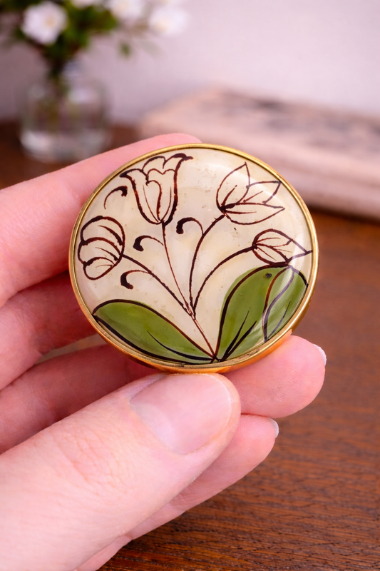 Ivory Bloom – Hand-Painted Bandhgala Button