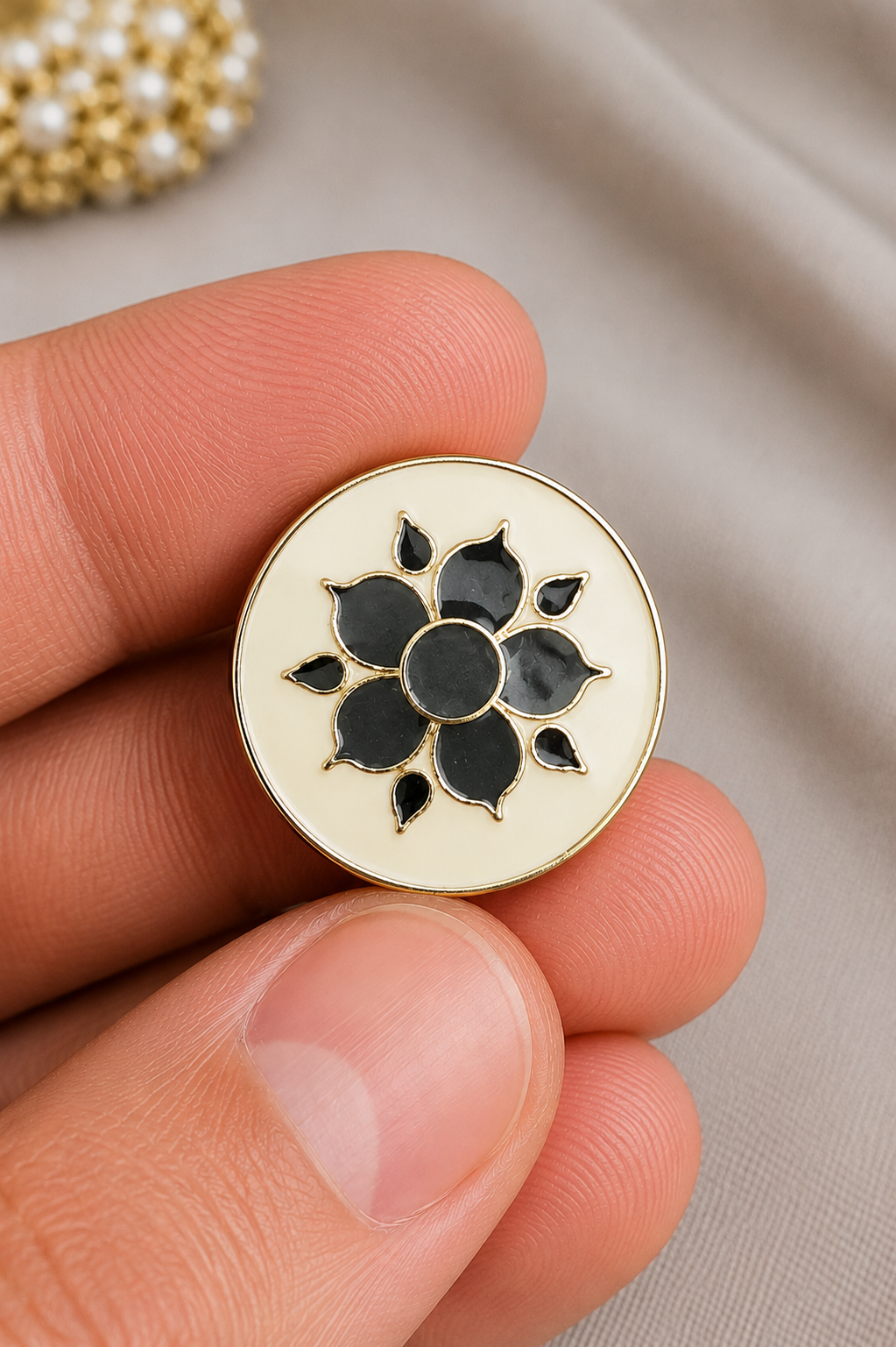 Ivory Noir Floral Button