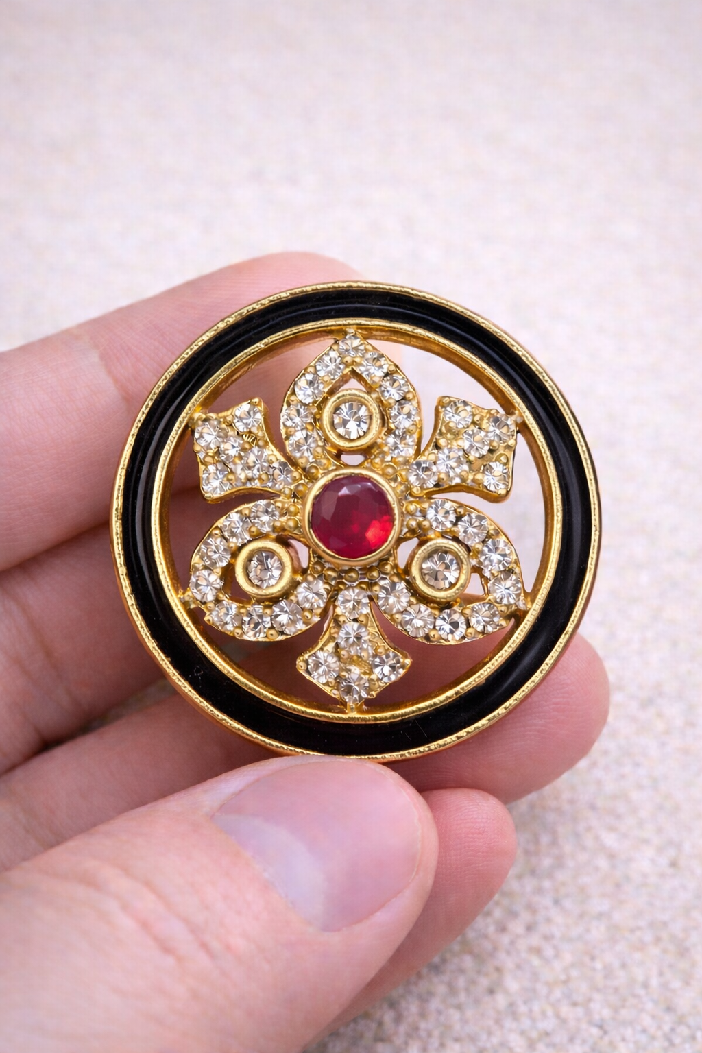 Regal Fleur Crystal Brass Button Set