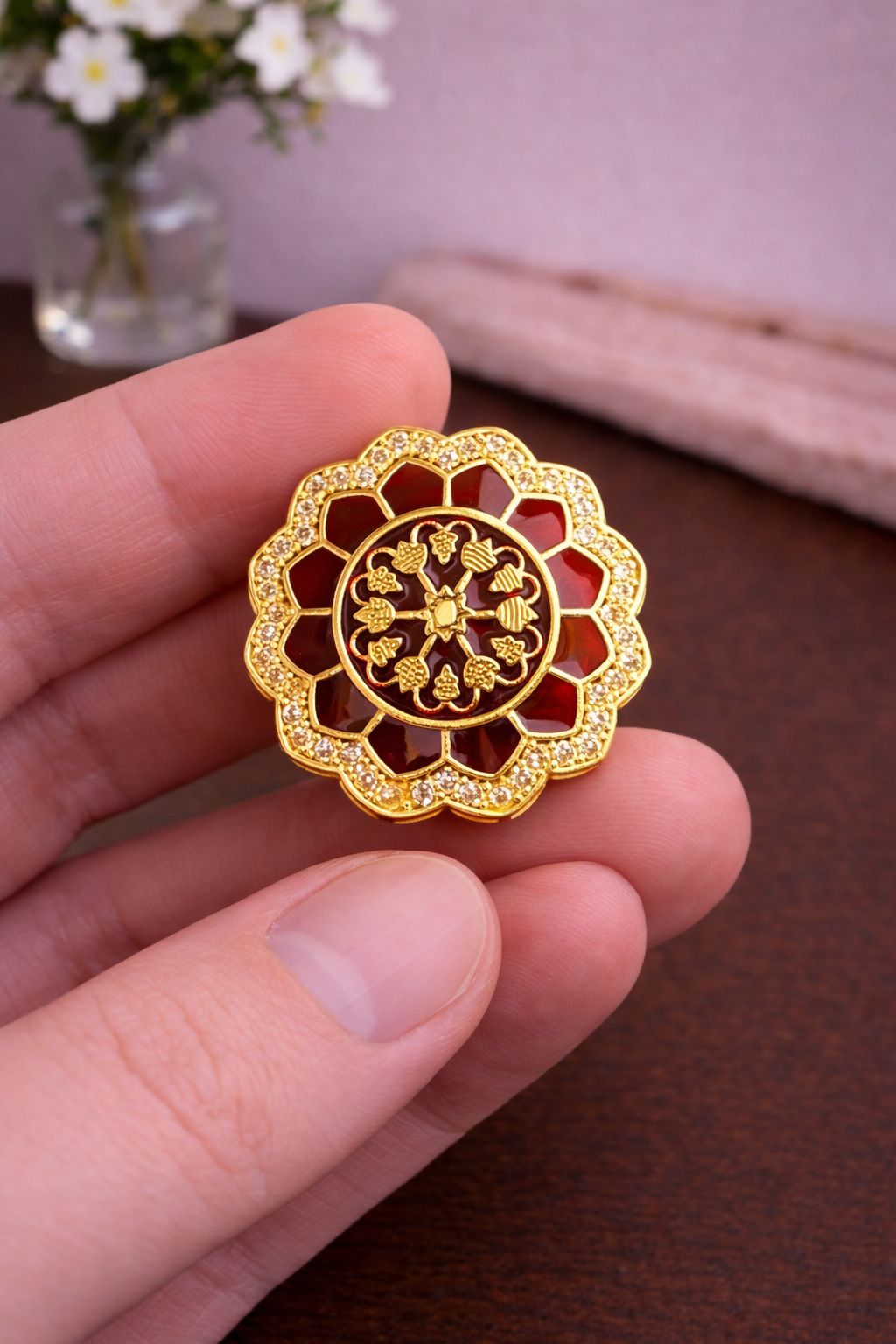 Royal Gulnaar Button