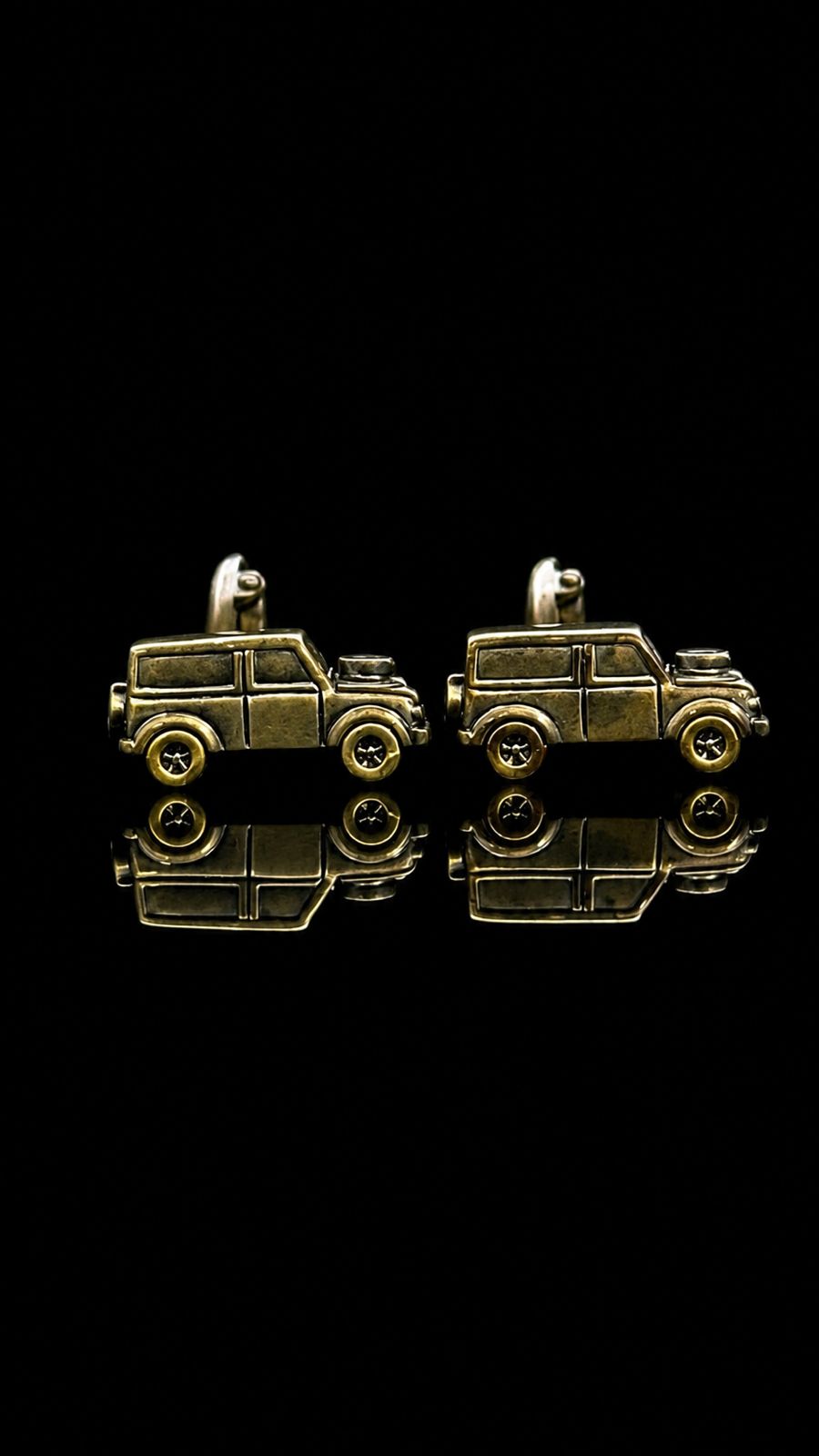 Vintage SUV Car Novelty Cufflinks