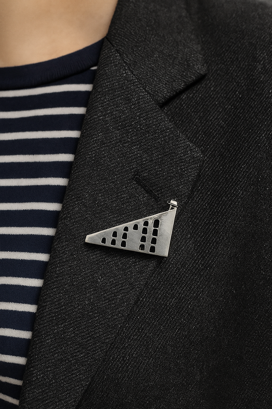Jantar Mantar Brooch