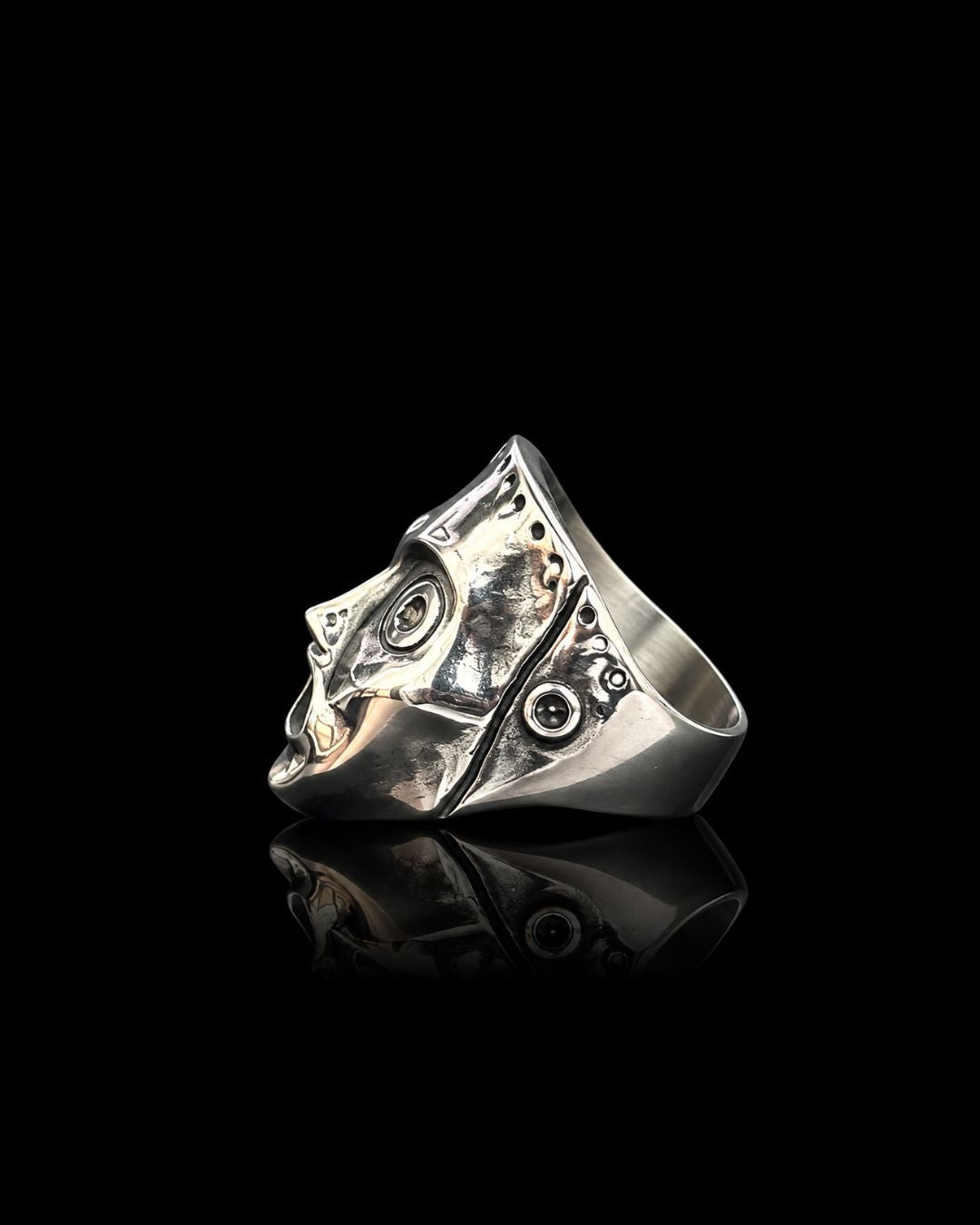 Cyberpunk Robot Face Ring