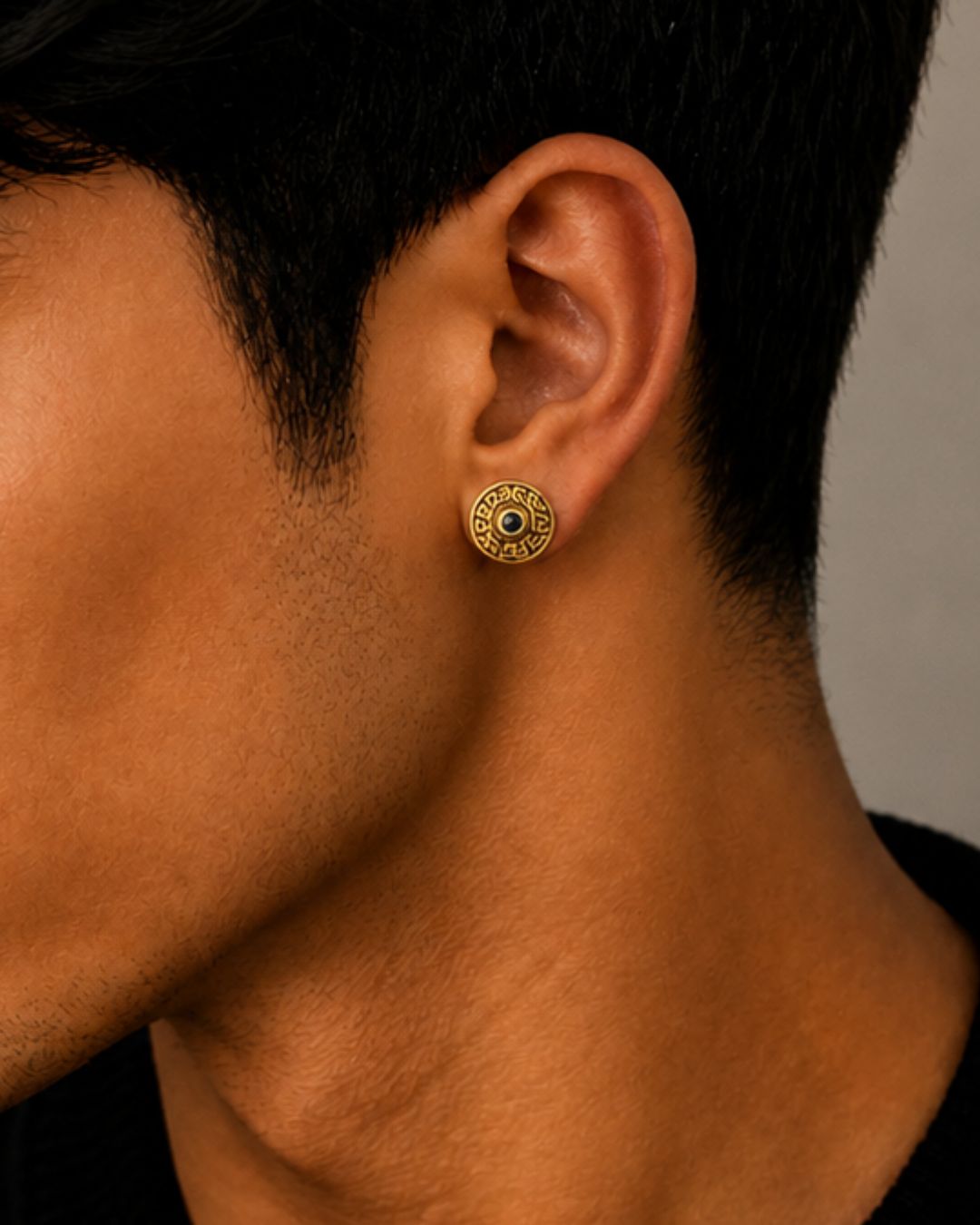 Regal Maze Round Stud Earrings