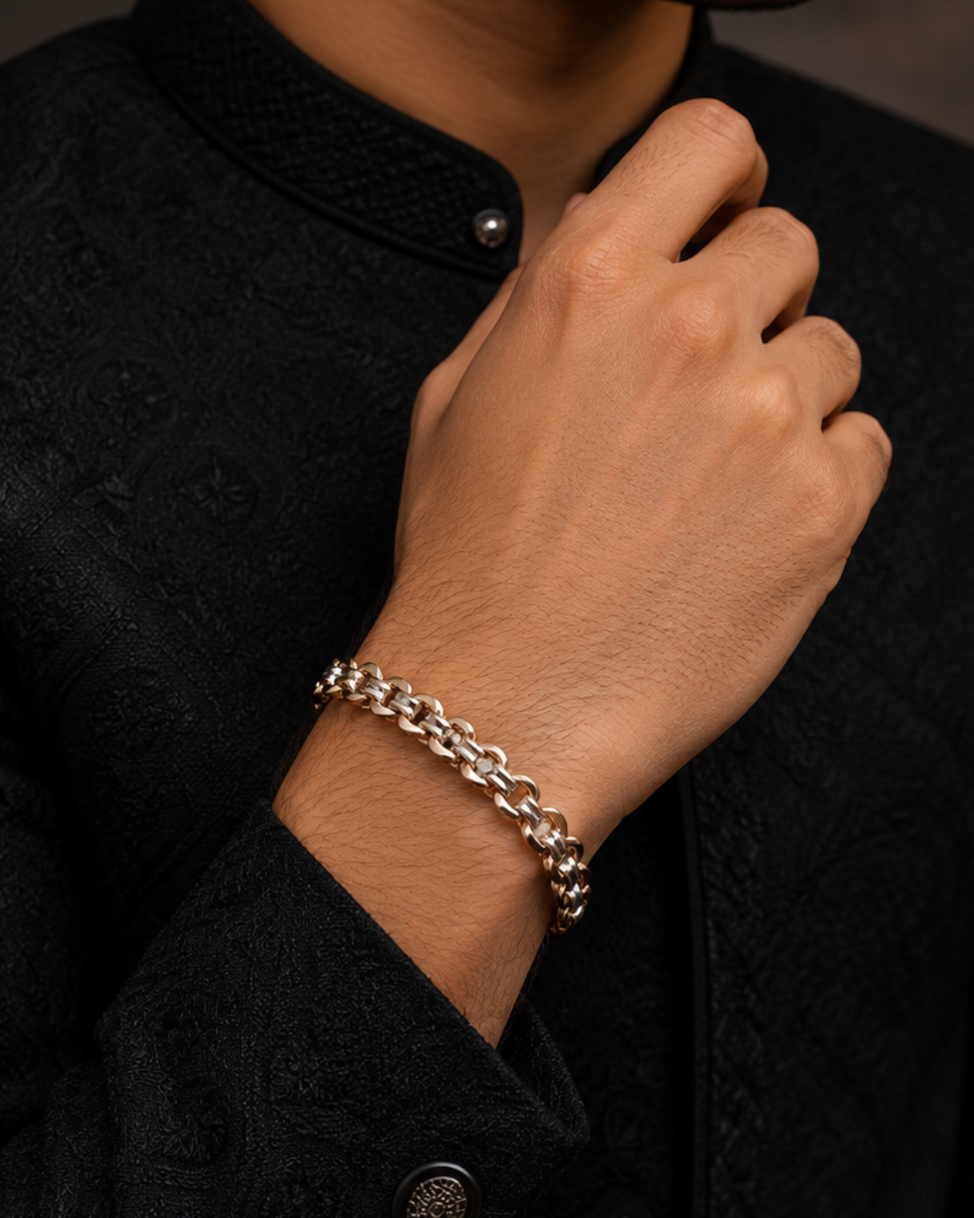 Regal Link Bracelet