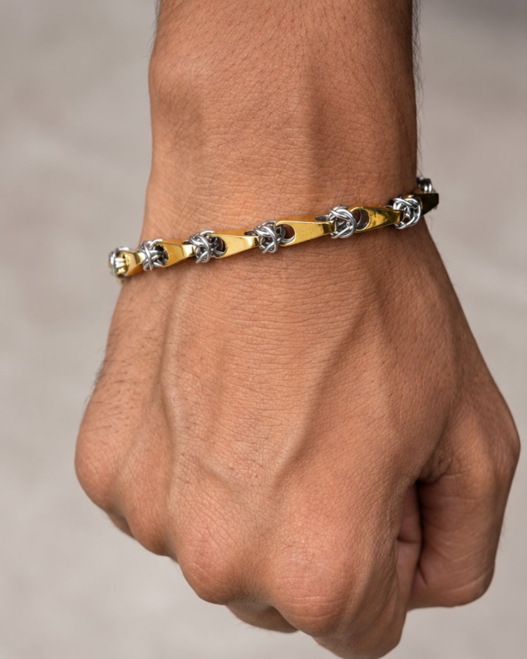 Regal Edge Fusion Bracelet