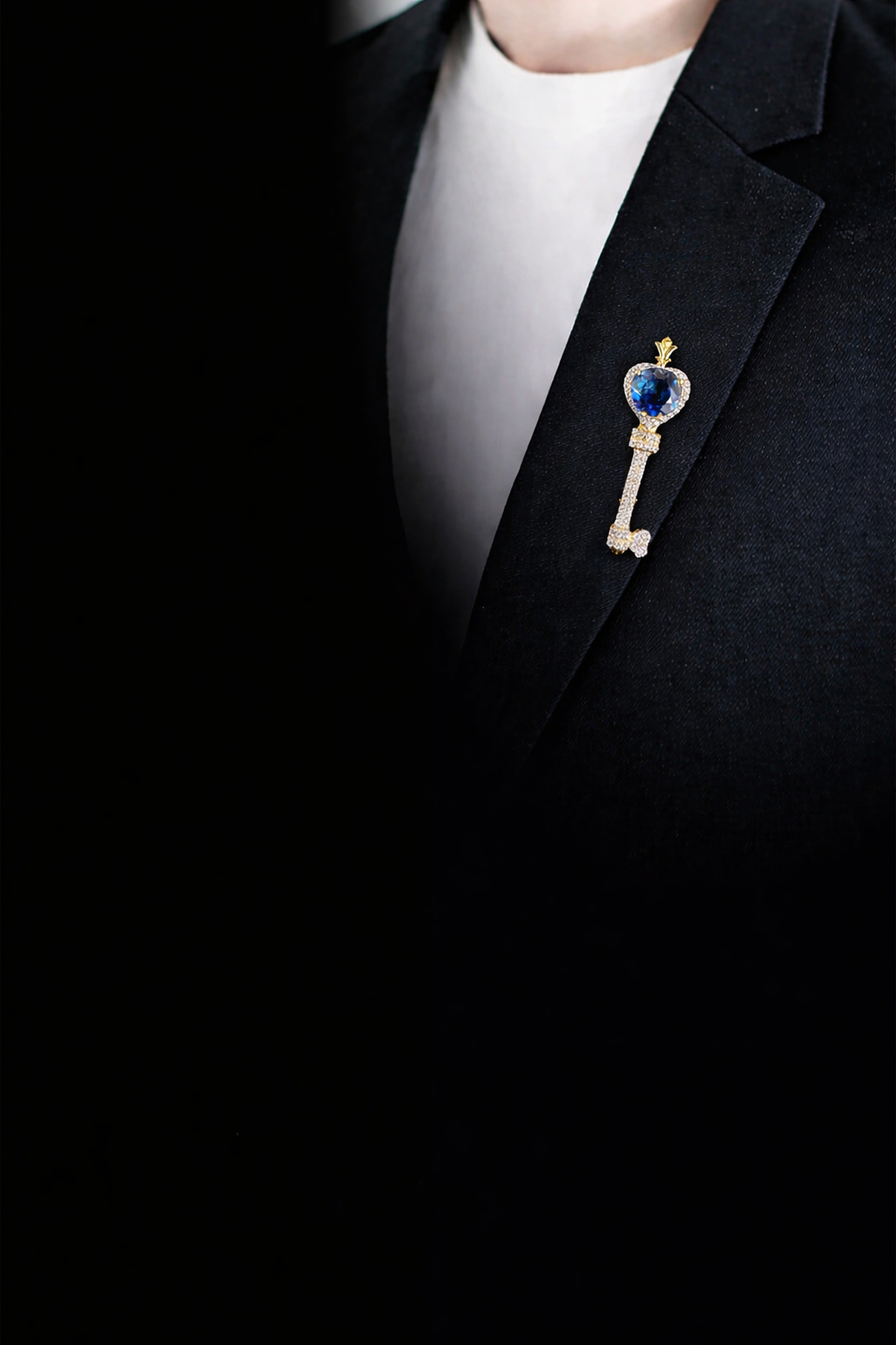 Royal Sapphire Key Brooch