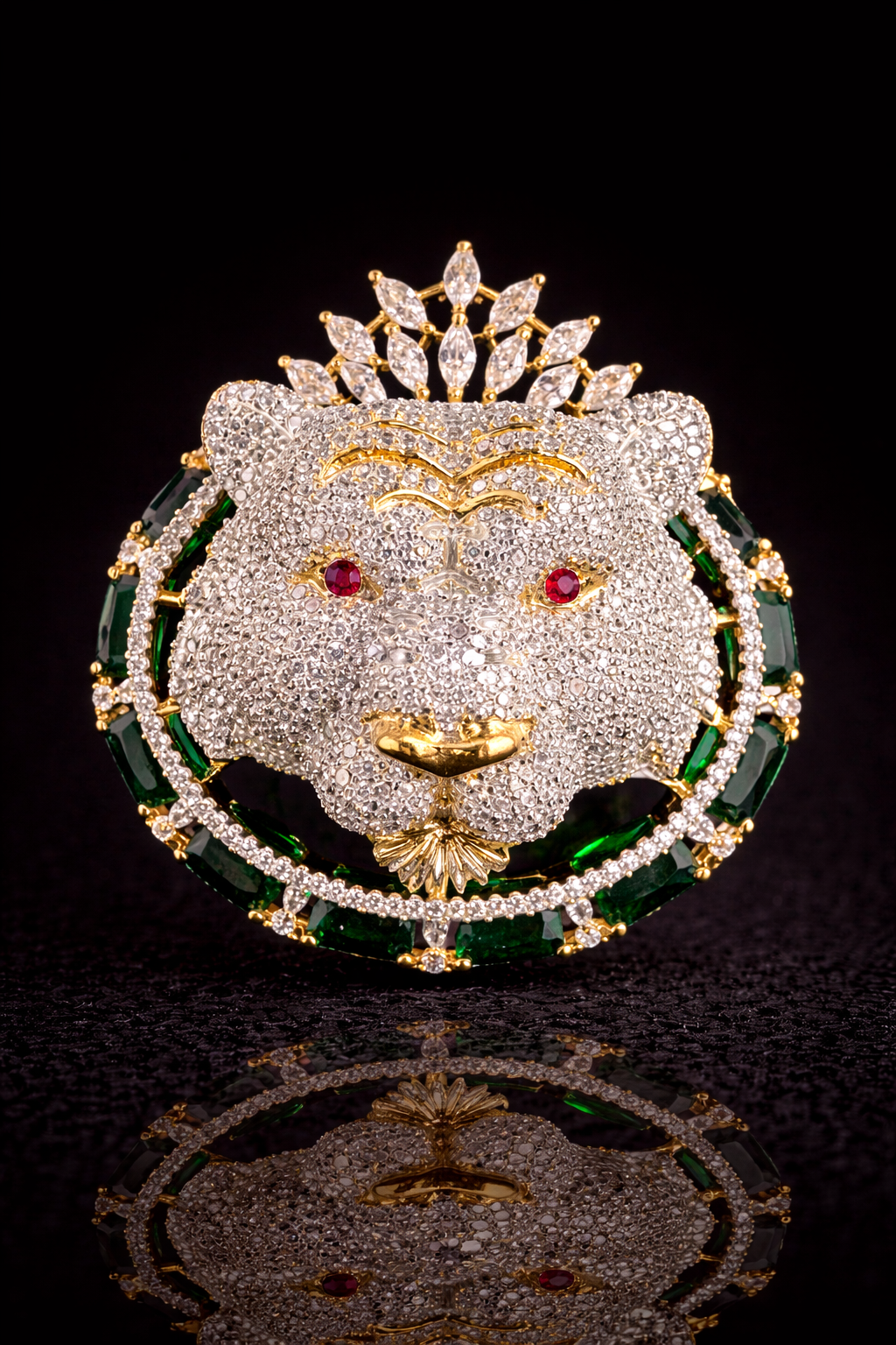 Royal Tiger Crest Magnet Brooch