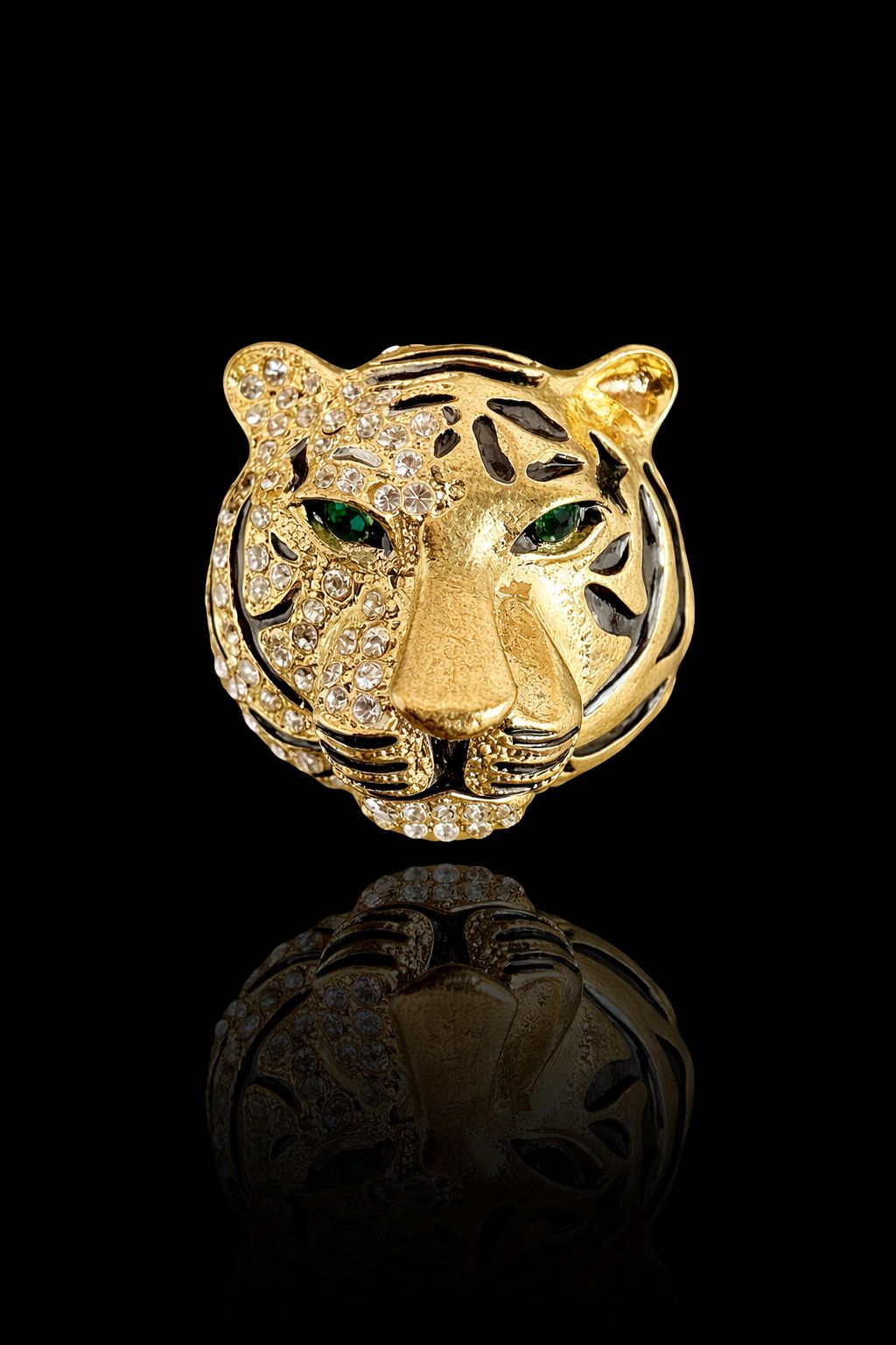 Tiger Crest Brooch