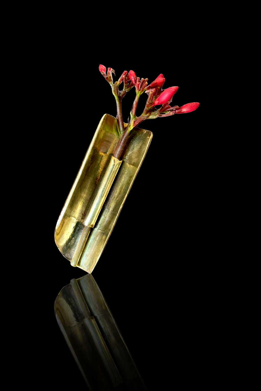 Scarlet Stem Brooch