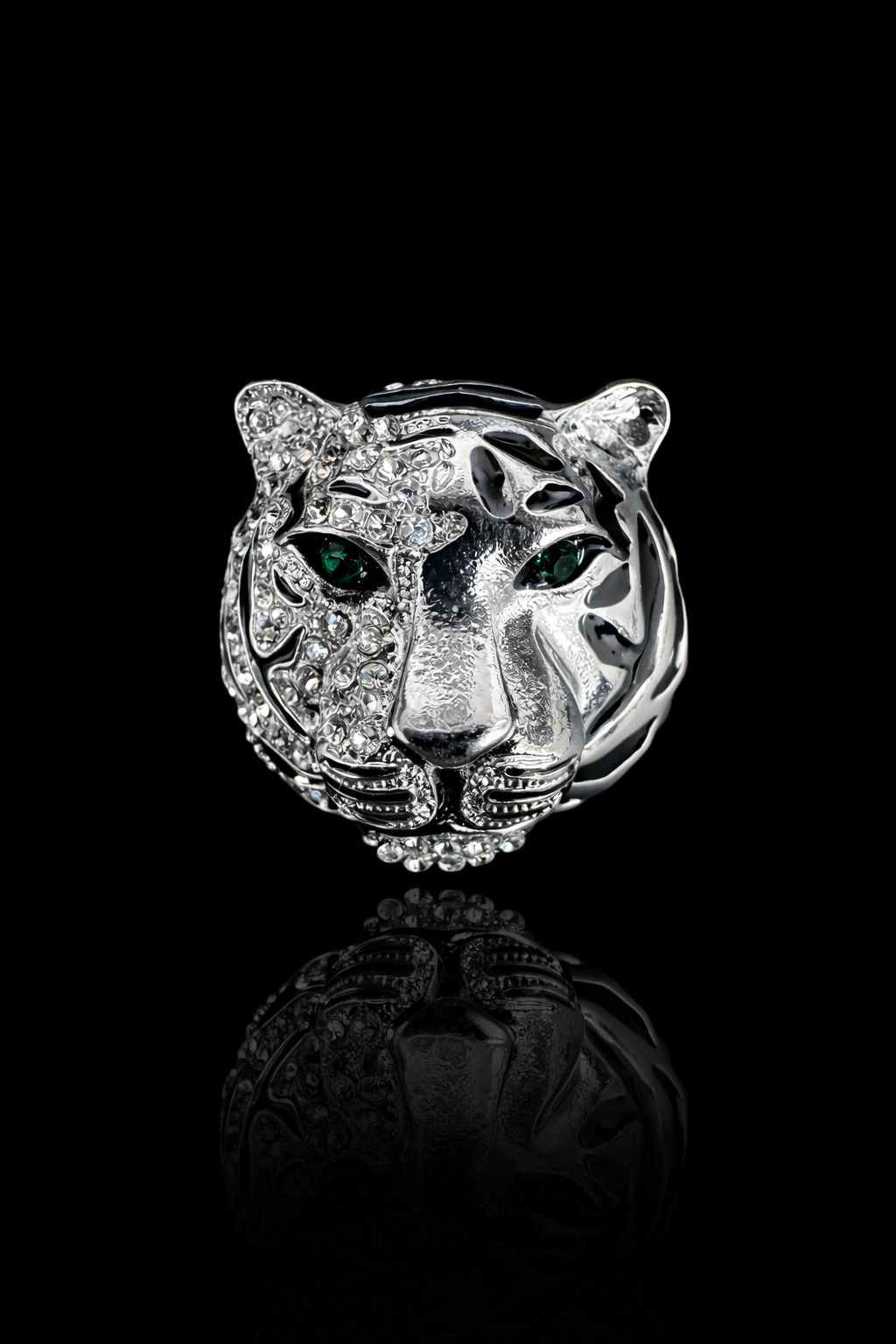 Tiger Crest Brooch