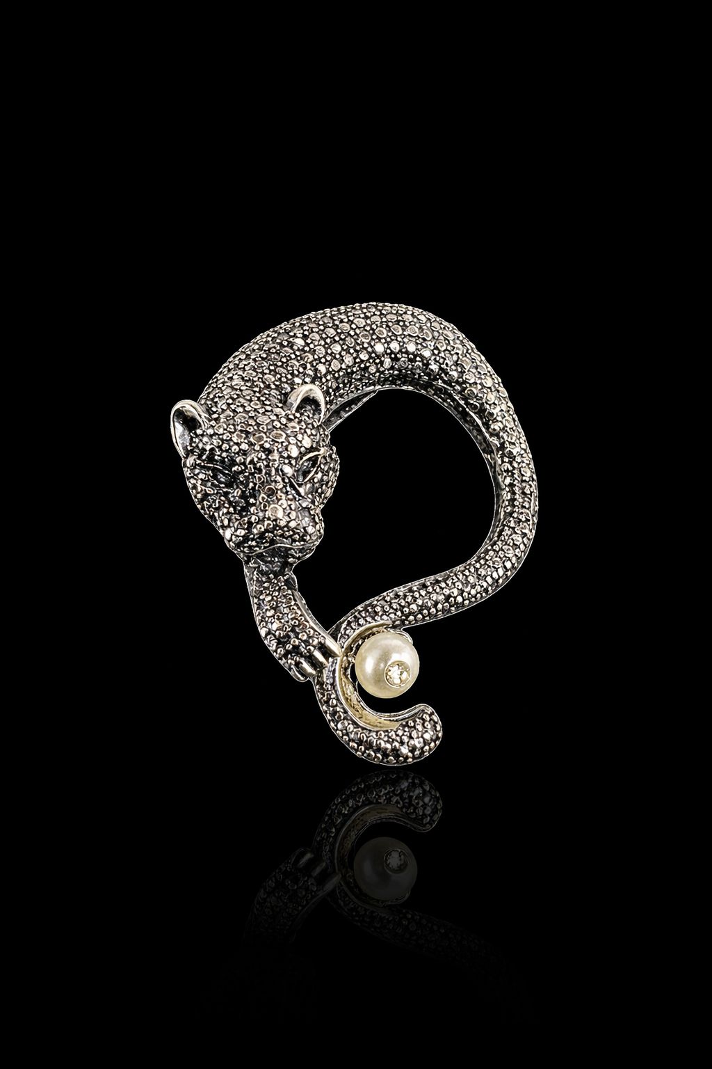 Eternal Panther Loop Brooch