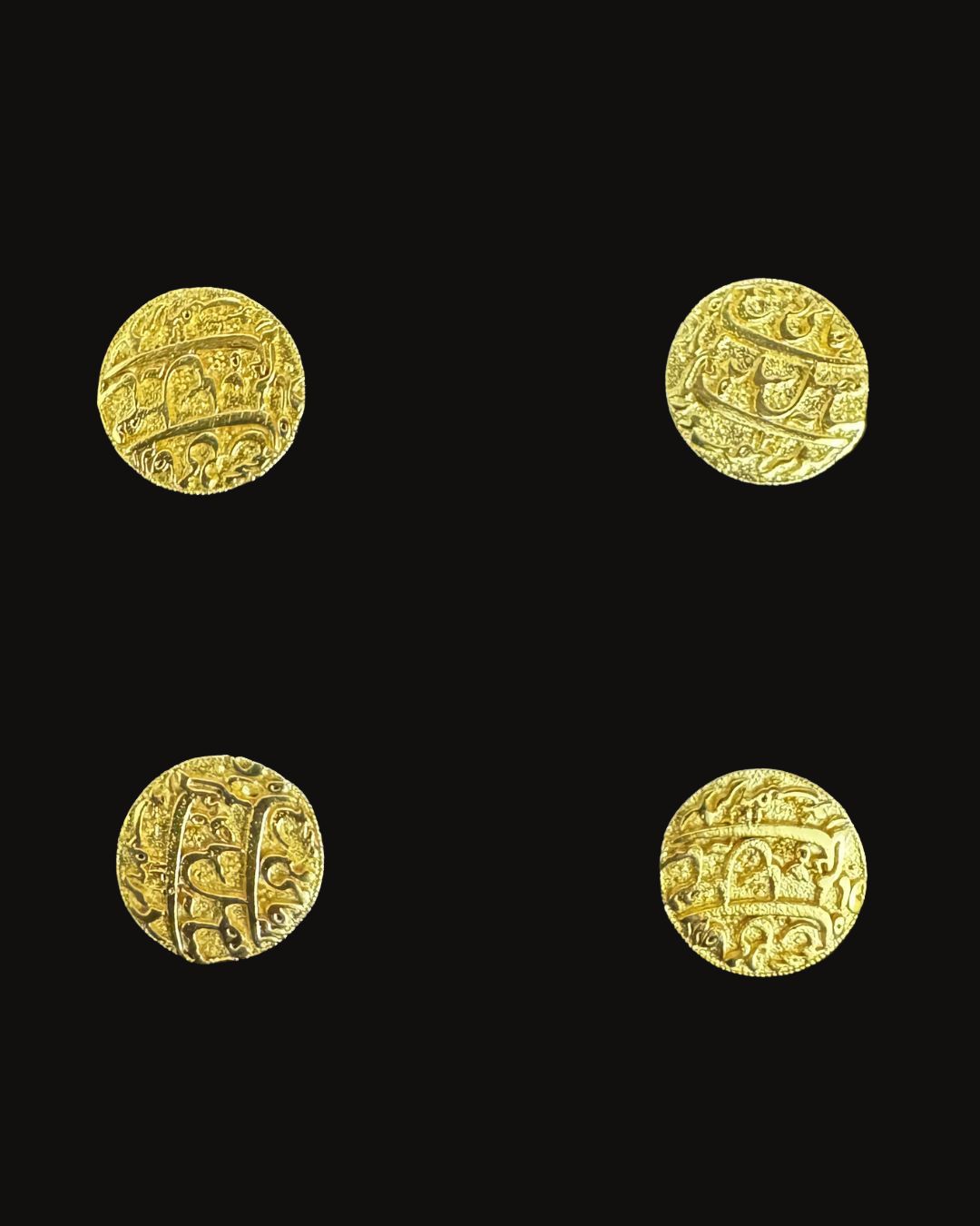 Zarqa Calligraphy Kurta Button