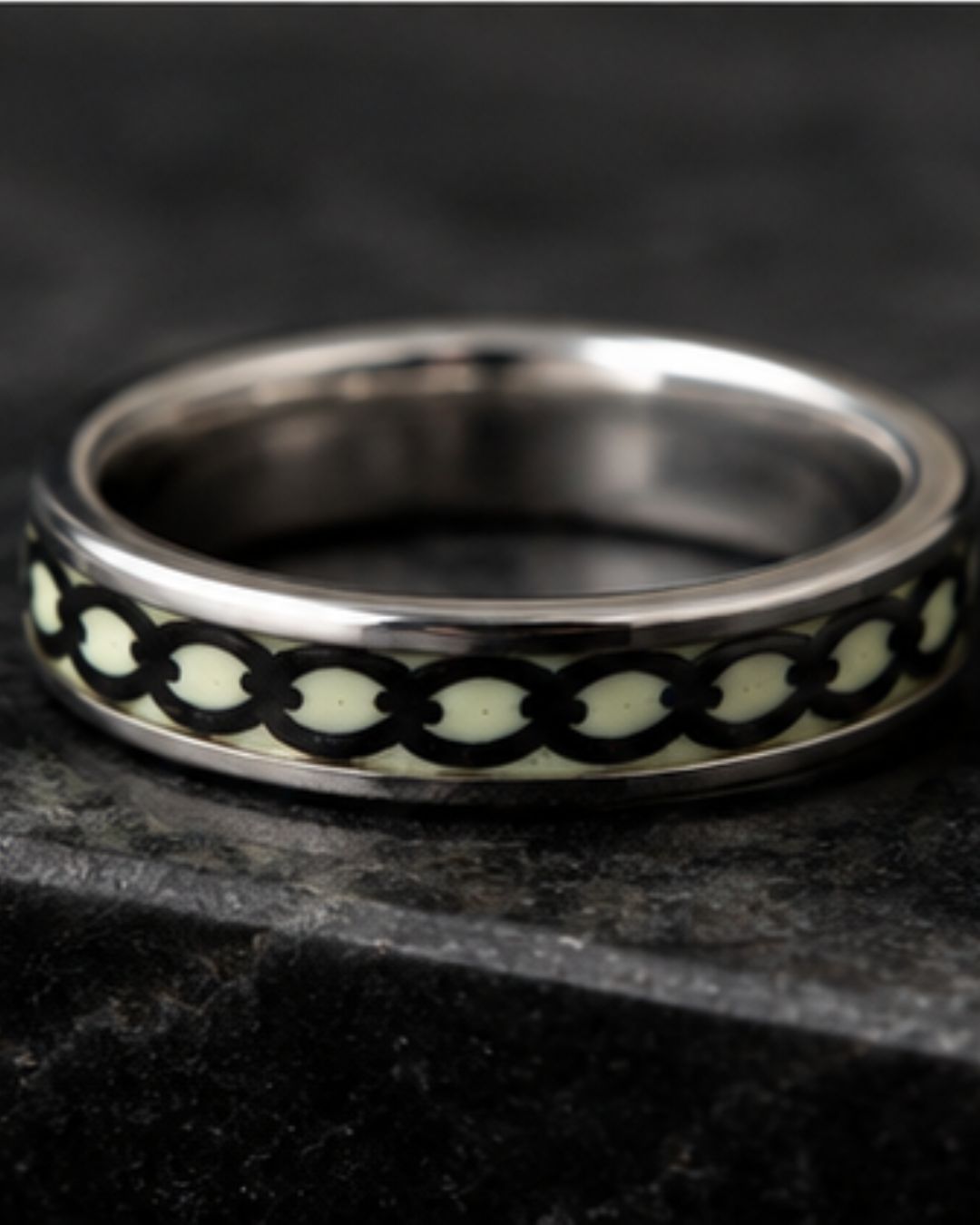 Sutra Silver Ring